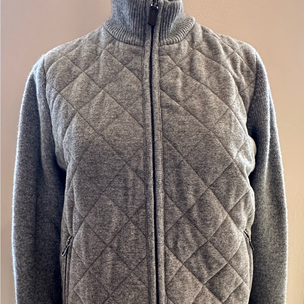 Amicale Cashmere Gray Quilted Jacket